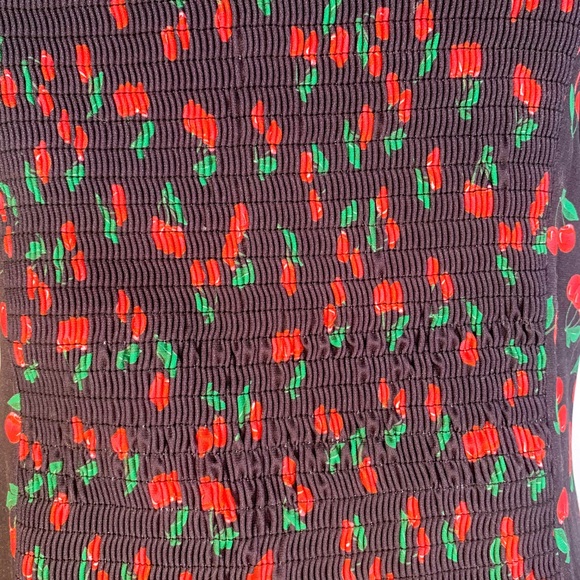 Cherry Pattern Vintage Style Top - Picture 6 of 8